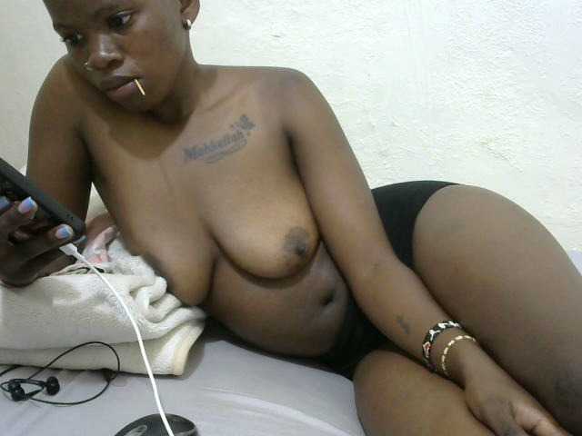 sashadoll8890 live cam on BongaCams