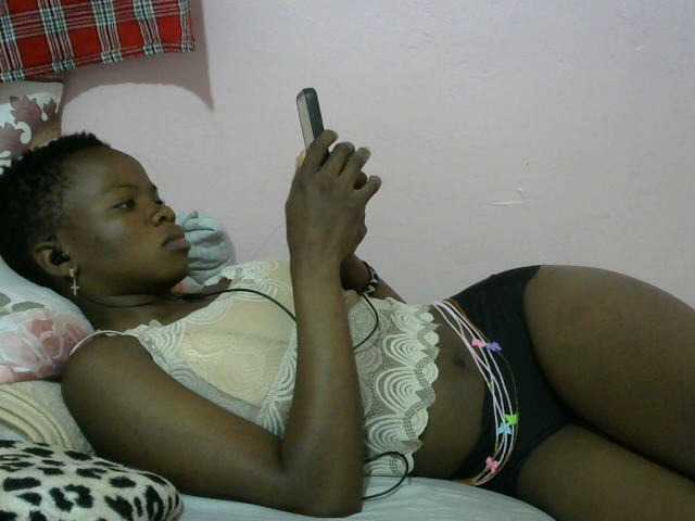 sashadoll8890 live cam on BongaCams