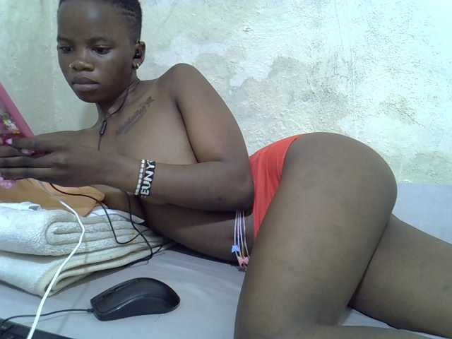 sashadoll8890 live cam on BongaCams