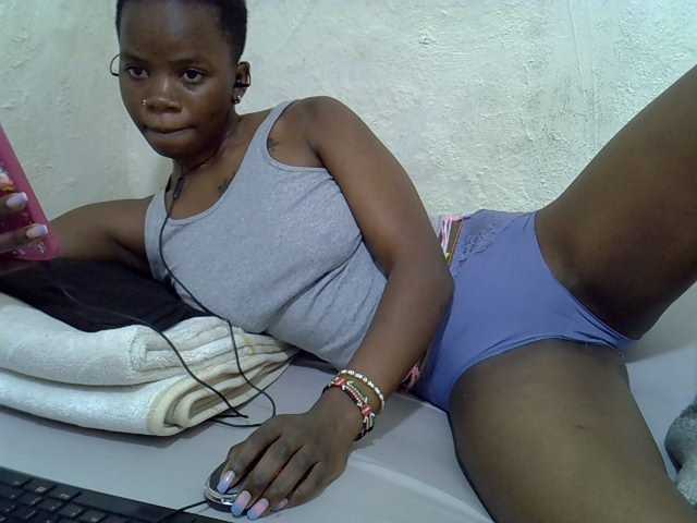sashadoll8890 live cam on BongaCams