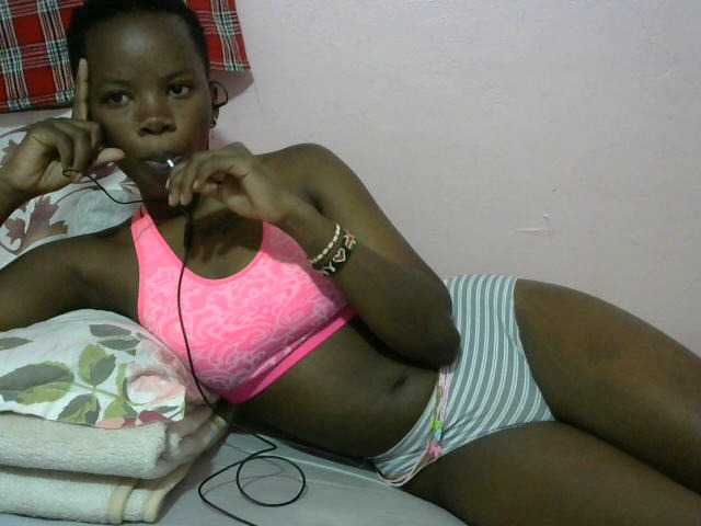sashadoll8890 live cam on BongaCams