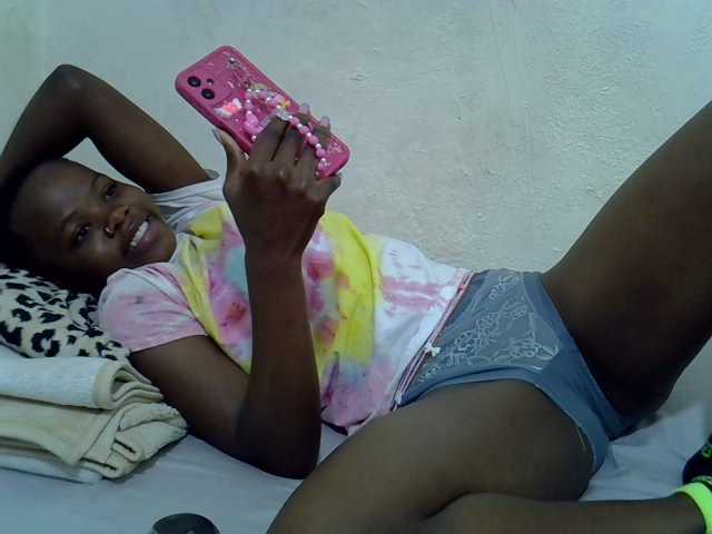 sashadoll8890 live cam on BongaCams