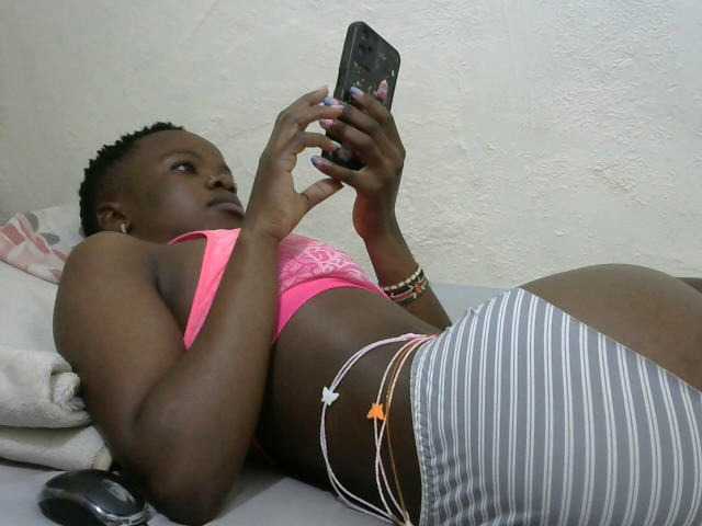 sashadoll8890 live cam on BongaCams