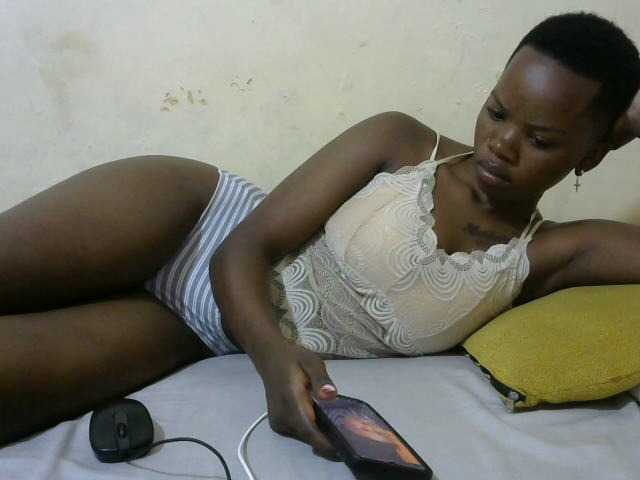 sashadoll8890 live cam on BongaCams