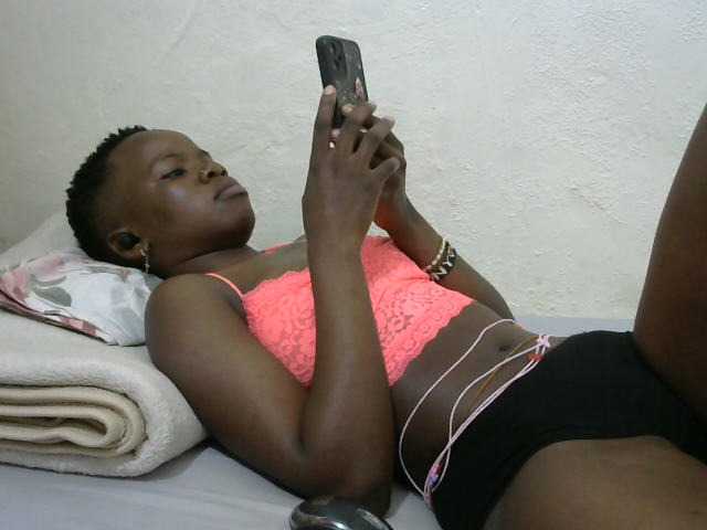 sashadoll8890 live cam on BongaCams