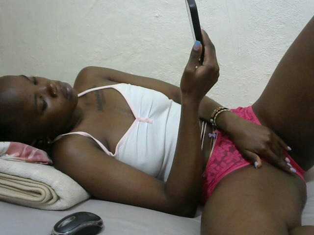 sashadoll8890 live cam on BongaCams