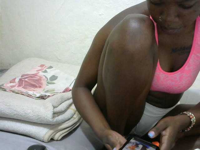 sashadoll8890 live cam on BongaCams