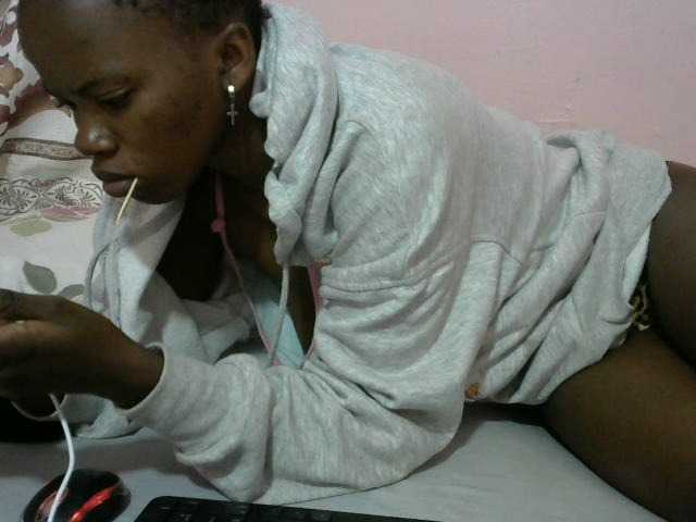 sashadoll8890 live cam on BongaCams