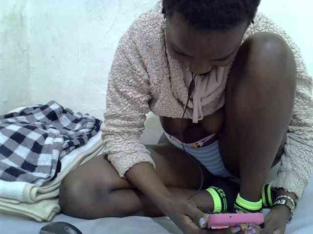 sashadoll8890 webcam