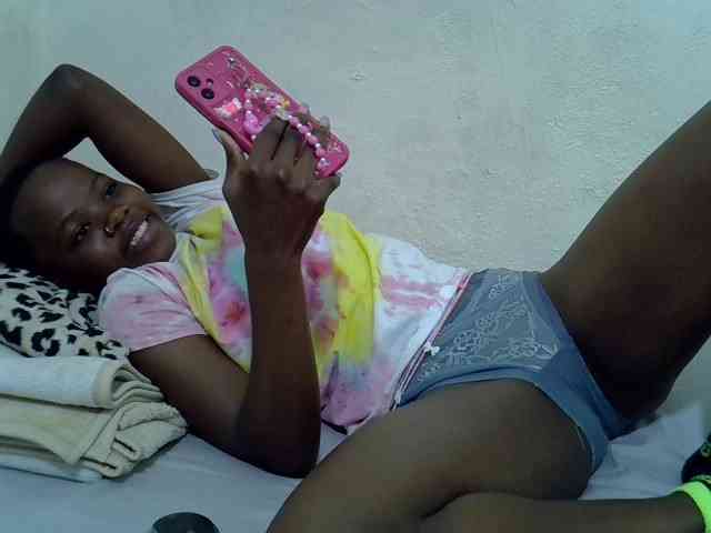 sashadoll8890 webcam