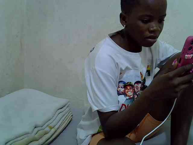 sashadoll8890 webcam