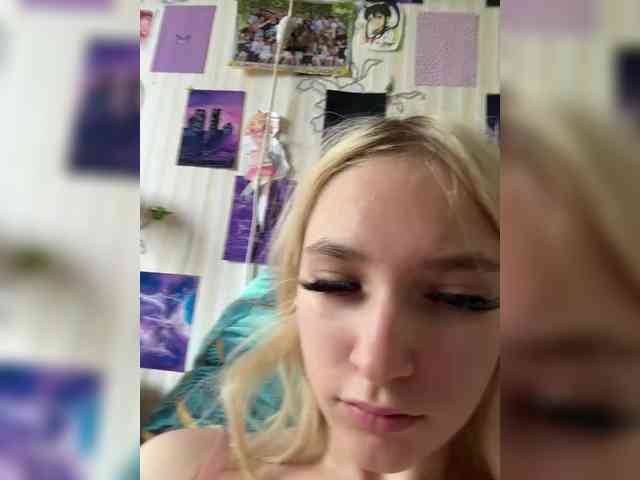 LisaCriss webcam