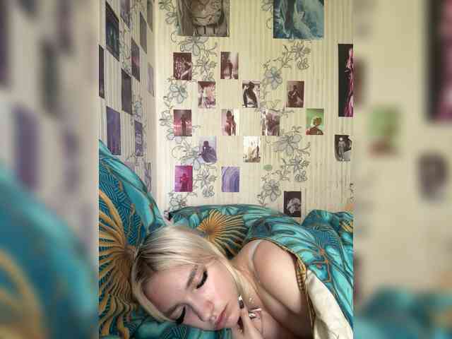 LisaCriss webcam
