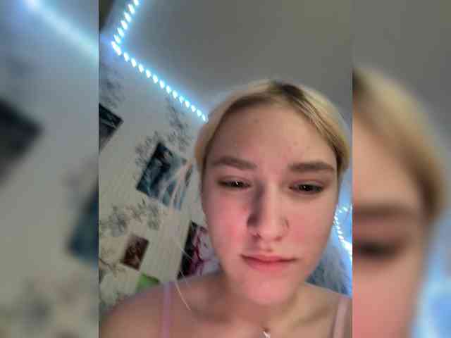 LisaCriss webcam