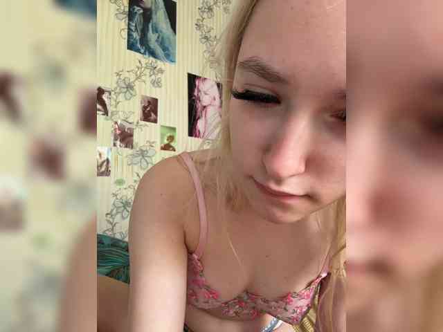 LisaCriss webcam