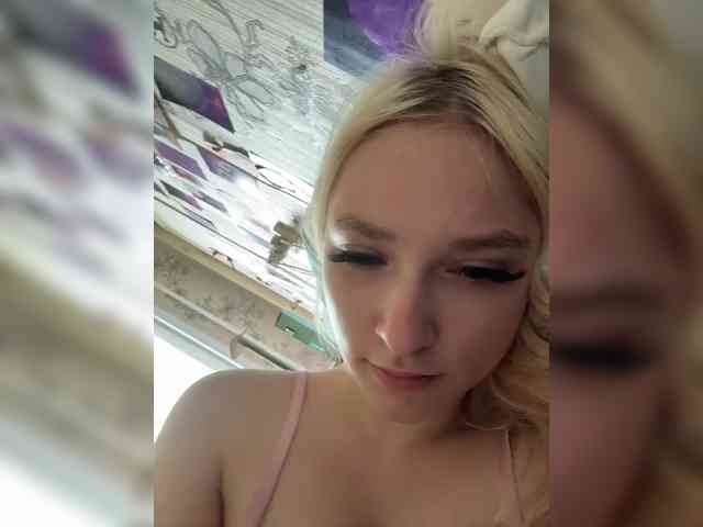 LisaCriss webcam