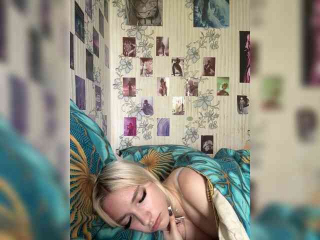LisaCriss webcam
