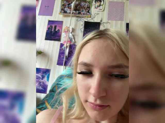 LisaCriss webcam