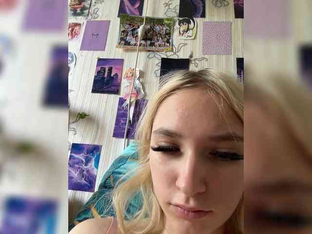 LisaCriss webcam