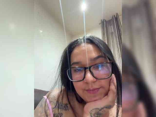 1Valentina webcam