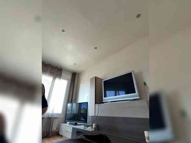 1Valentina webcam
