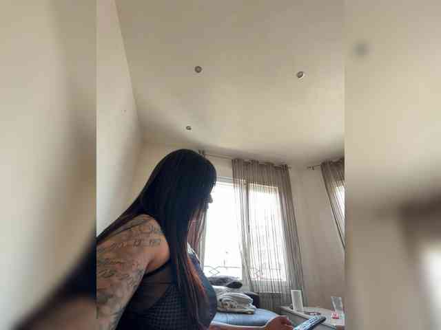 1Valentina webcam