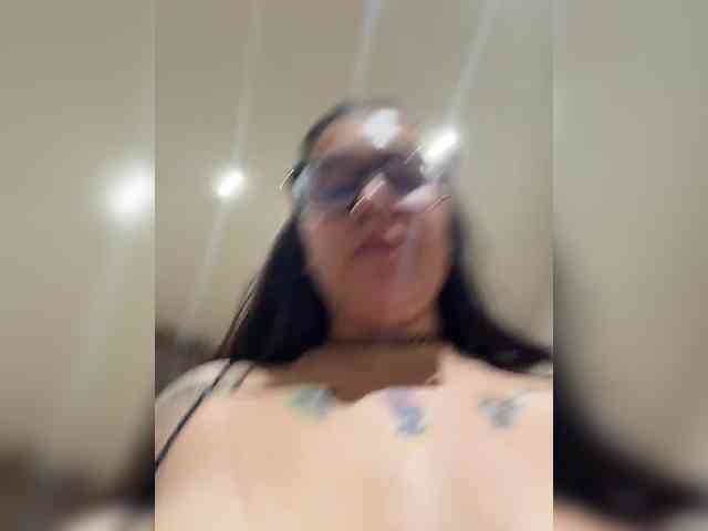 1Valentina webcam