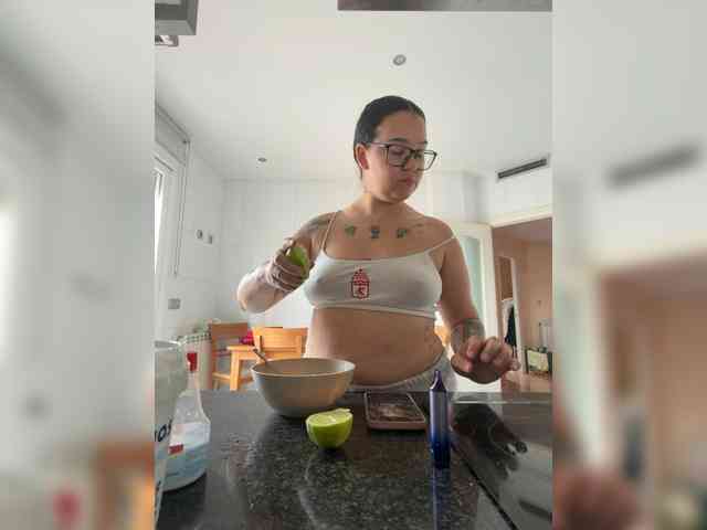 1Valentina webcam