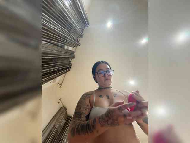 1Valentina webcam