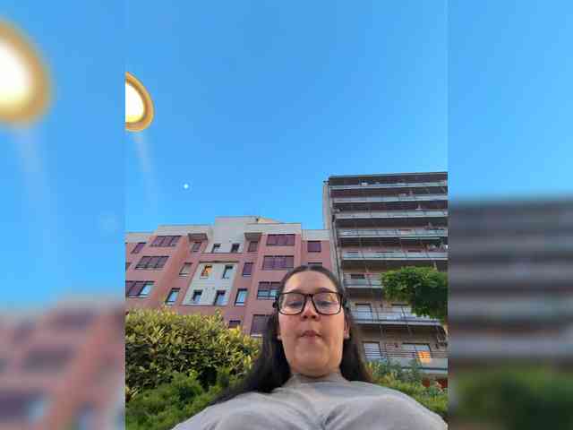 1Valentina webcam