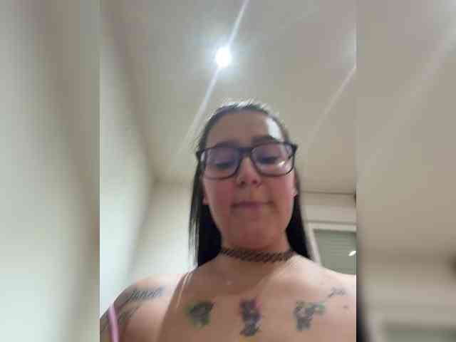 1Valentina webcam