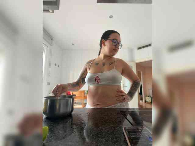 1Valentina webcam