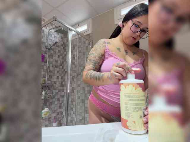 1Valentina webcam