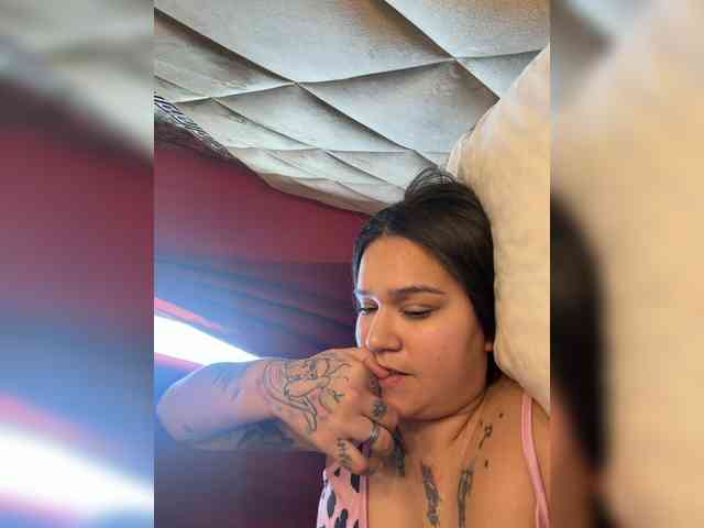 1Valentina webcam