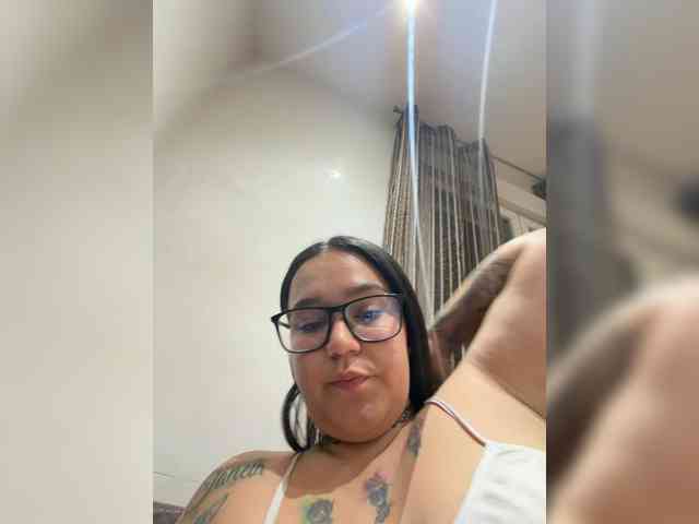 1Valentina webcam