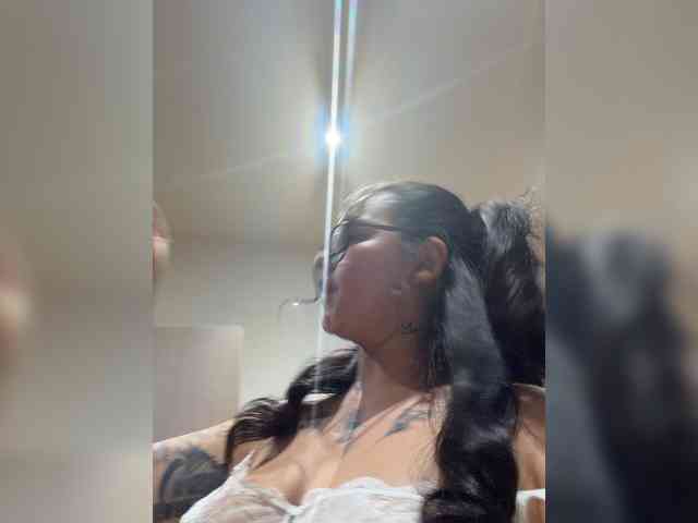 1Valentina webcam