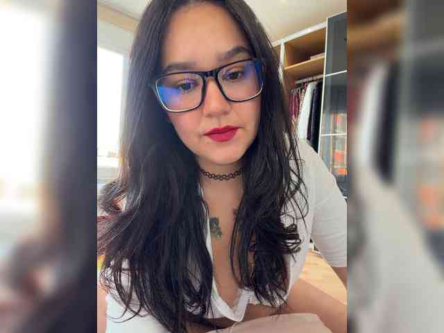 1Valentina webcam