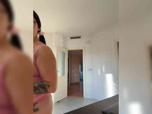 1Valentina webcam