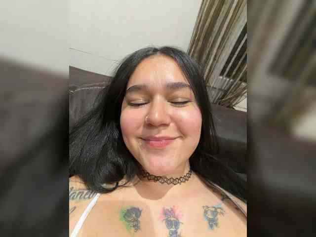 1Valentina webcam
