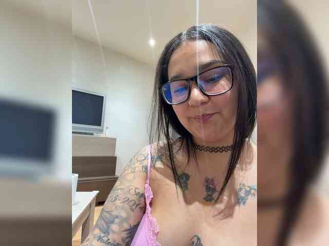 1Valentina webcam