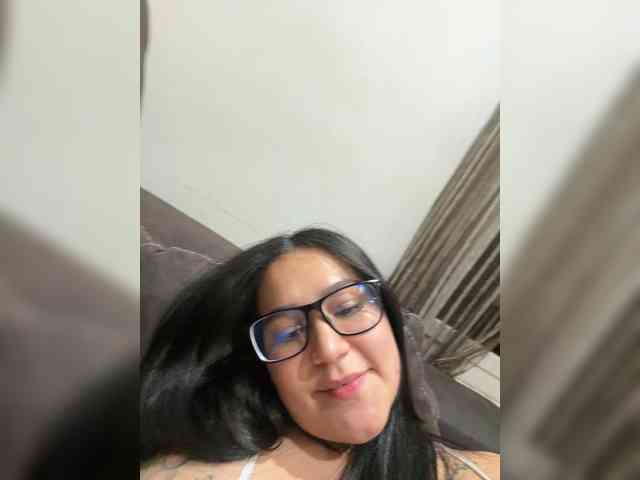 1Valentina webcam