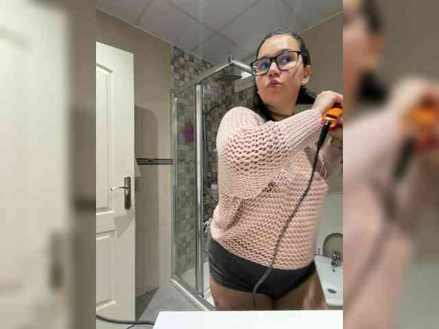 1Valentina webcam