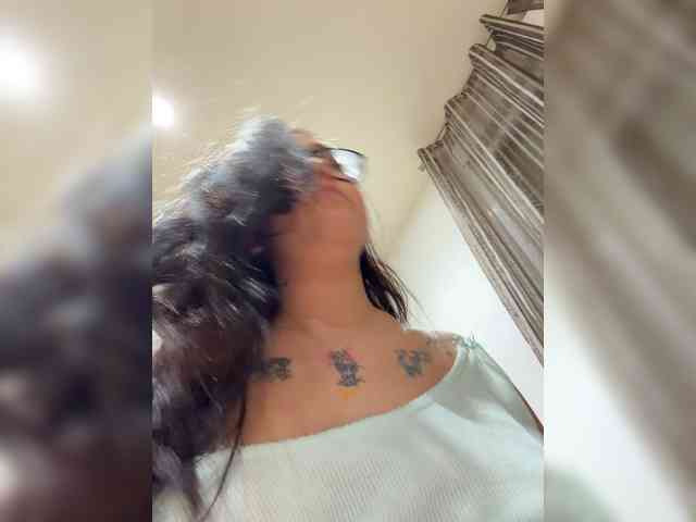 1Valentina webcam