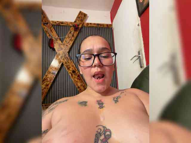 1Valentina webcam