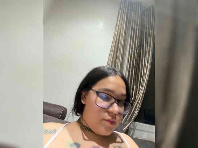 1Valentina webcam