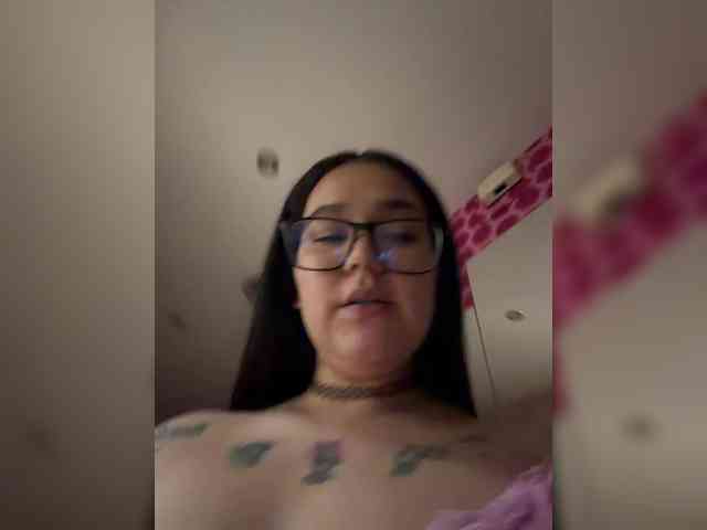 1Valentina webcam