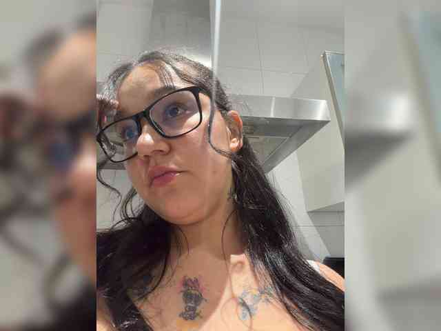 1Valentina webcam