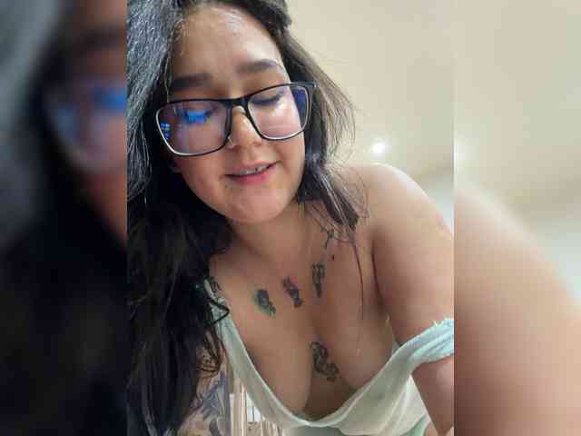 1Valentina webcam