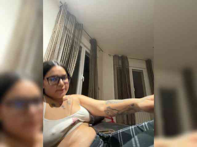 1Valentina webcam