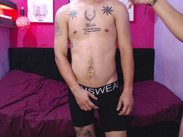 fuckdestroyin live cam on BongaCams